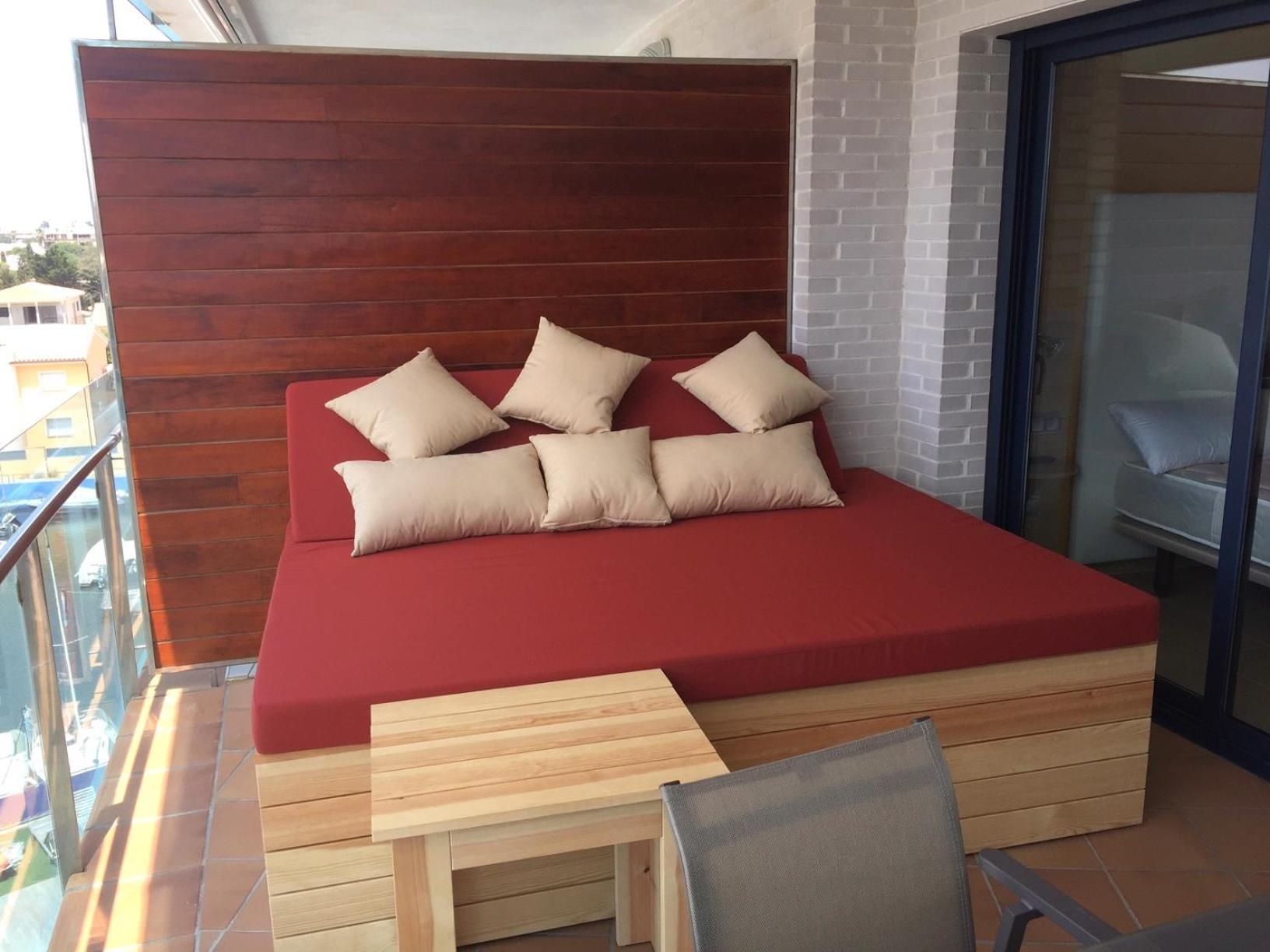Rnet - Apartments Roses Port Trebol Luaran gambar